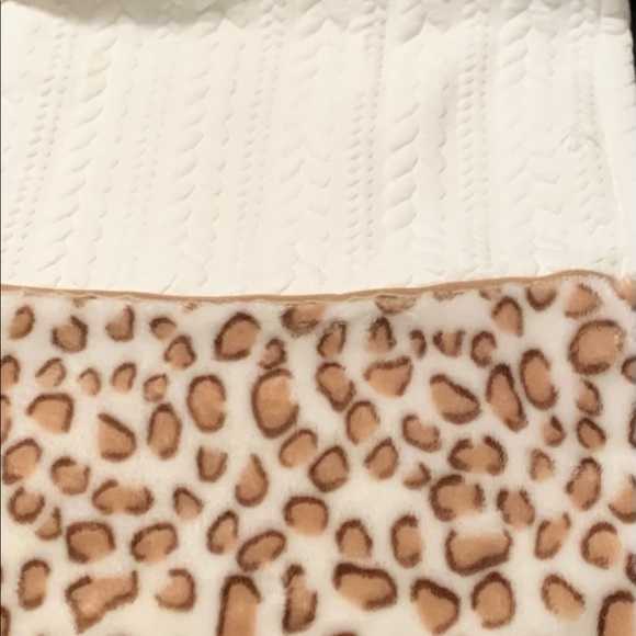 Sweet Heart Rose 2 piece dress/coat set. Size 8. Gently worn. - Picture 6 of 12